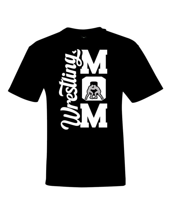 hanes_beefy_black_front_WRESTLINGMOM